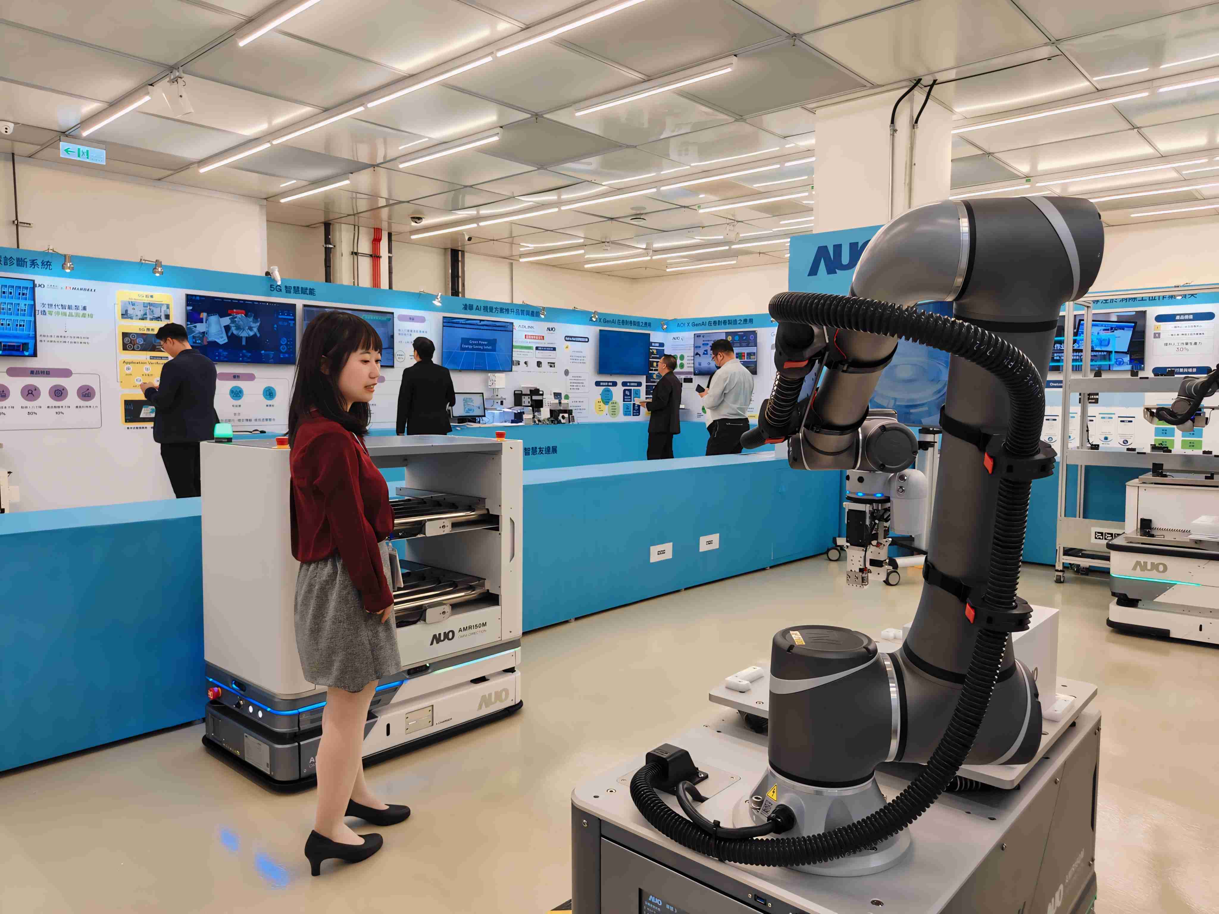 2024智能蓝狮在线展邀集生态圈伙伴共同参展，，从数字应用、、净零减碳到能源发展，，创造全方位永续商机，，携手生态圈伙伴迈向永续未来