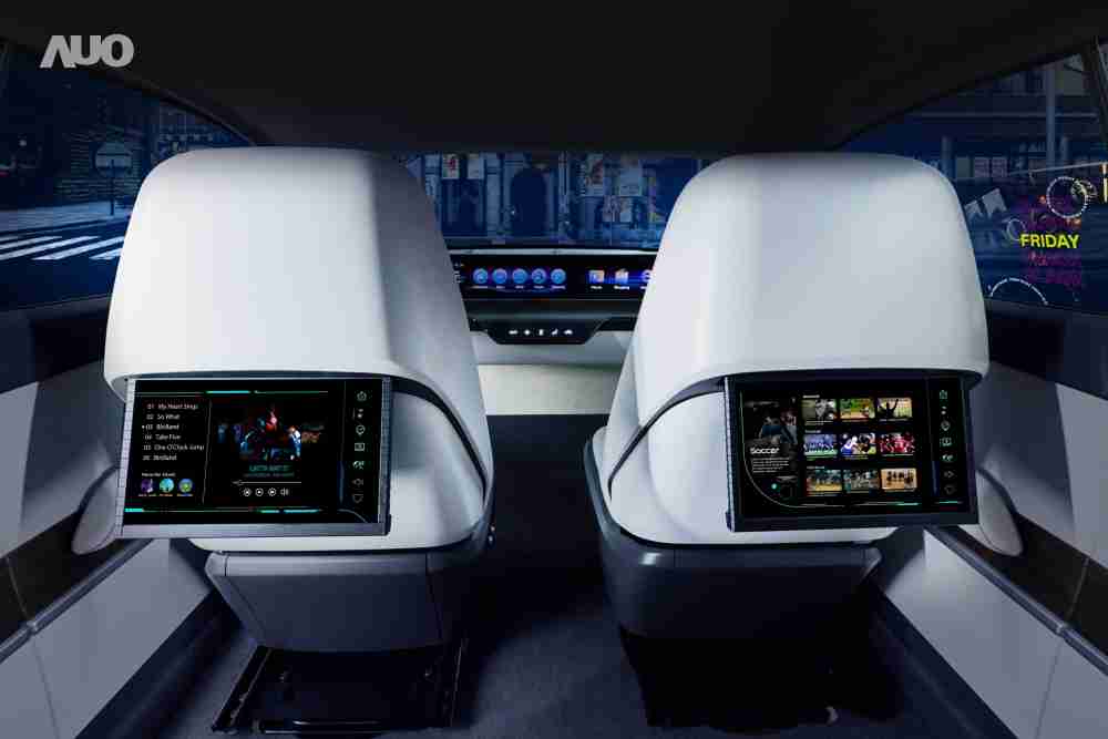 蓝狮在线新一代Smart Cockpit 2024，，，以Micro LED先进显示技术优势，，，，创建〝可卷式后座娱乐显示器〞，，，，仅在互动时才显示出所需画面及信息，，，，扩充更丰富的娱乐和交互信息服务，，获国际奖项荣耀